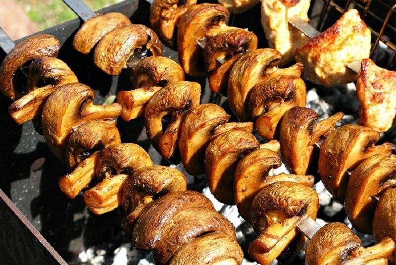 Грибы на мангале 200г Грибы на мангале 200г