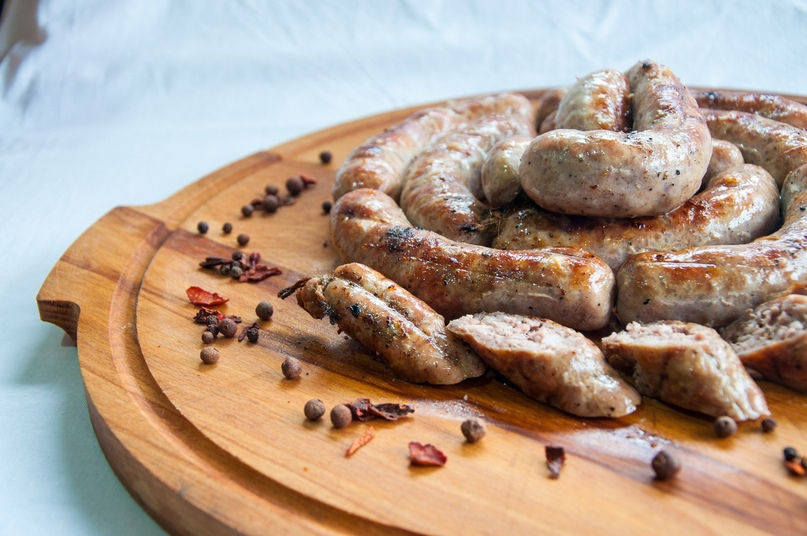 Домашние колбаски 200г Домашние колбаски 200г